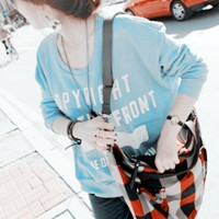 ֻ�������˵����� Ů��ͷ���