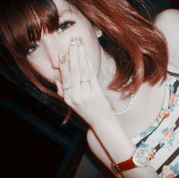 ֻ�������˵����� Ů��ͷ���