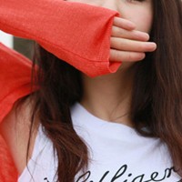 ���ֱ���ס���յ�Ů��Ψ��ͷ��