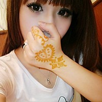 �������������� �ɰ�Ů��ͷ��