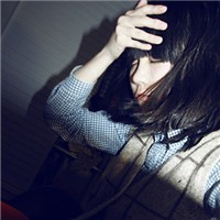 ��ɫ�ڰ� ��ϸ���Ů��Ψ��ͷ��