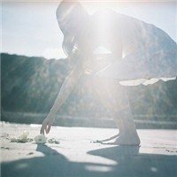 ��ɫ�ڰ� ��ϸ���Ů��Ψ��ͷ��