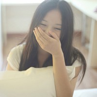 ��ɫ�ڰ� ��ϸ���Ů��Ψ��ͷ��