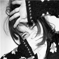 �����������ͷ�� ��֪Ϊʲô��ô����ϲ����