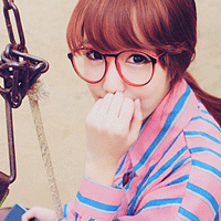 ����С�ɰ����и��Ե�Ů��ͷ��