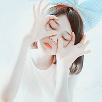 ����С�ɰ����и��Ե�Ů��ͷ��