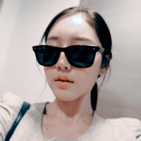 ����ɫ����ͷ��[��һ��] �㱬����Ҽ�