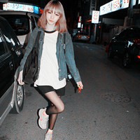 ����ɫ����ͷ��[��һ��] �㱬����Ҽ�