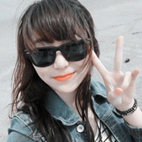 ����ɫ����ͷ��[��һ��] �㱬����Ҽ�