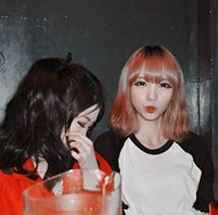 ����ɫ����ͷ��[��һ��] �㱬����Ҽ�