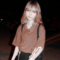 ����ɫ����ͷ��[��һ��] �㱬����Ҽ�