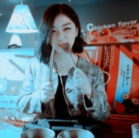 ����ɫ����ͷ��[��һ��] �㱬����Ҽ�