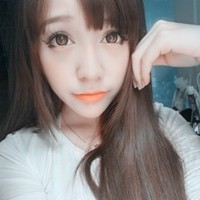 �������Ҹ�Ц�ݵ�Ů��ͷ�� ��������ɫ