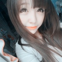 �������Ҹ�Ц�ݵ�Ů��ͷ�� ��������ɫ