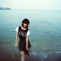 С������������Ů������ͷ�� ���ְ���ɫ