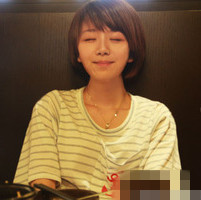 ��������С���� ���и��Ե�Ů��ͷ��