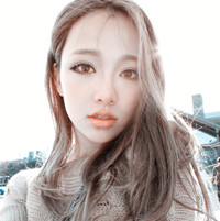 ��������С���� ���и��Ե�Ů��ͷ��