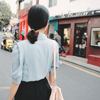 90��������ɰ���ʱ�е�Ů��ͷ��