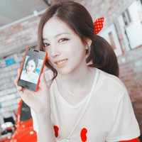 90��������ɰ���ʱ�е�Ů��ͷ��