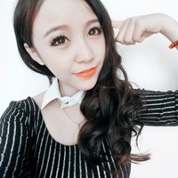 90��������ɰ���ʱ�е�Ů��ͷ��