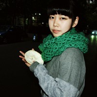 90��������ɰ���ʱ�е�Ů��ͷ��