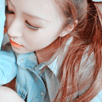 �͸����а����� һ��С���� һ��С�ɰ���ͷ��