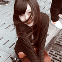 �͸����а����� һ��С���� һ��С�ɰ���ͷ��