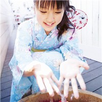 �����ȷ����ĺ���Ů������ͷ��