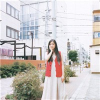 �����ȷ����ĺ���Ů������ͷ��