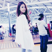 �����ȷ����ĺ���Ů������ͷ��