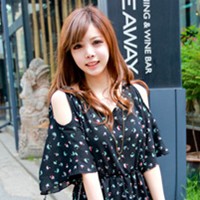 �����ȷ����ĺ���Ů������ͷ��