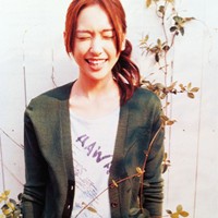 �����ȷ����ĺ���Ů������ͷ��