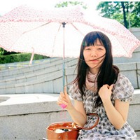 �����ȷ����ĺ���Ů������ͷ��