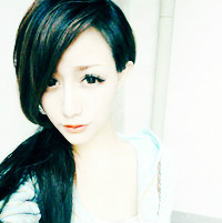 ����Ů��ͷ����Ϯ ����һ�㰢��ɫ��ζ��