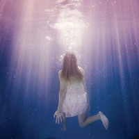 ��ˮ���赸��Ψ��Ů��ͷ�� �ʺ����ռ�ͷ��