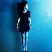 ��ˮ���赸��Ψ��Ů��ͷ�� �ʺ����ռ�ͷ��