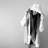 ���ַ���СŮ��ͷ�� ���һ��ֻ����