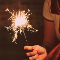 ��ɫָ�׵�Ů��ͷ�� ˭˵��̫���ȱ��