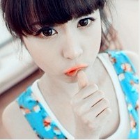 ���������ϵ�ɰ�Ů��ͷ��