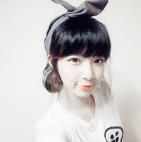 ���������ϵ�ɰ�Ů��ͷ��