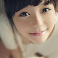 ���������ϵ�ɰ�Ů��ͷ��