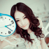 ���������ϵ�ɰ�Ů��ͷ��