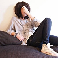 ˫�˺ϼ�ͷ�� �Ƚ����۵�Ů�� ϲ���ͱ��߰�