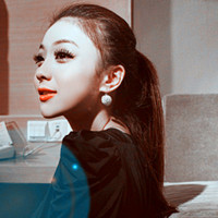 ����QQͷ����Ϯ �ͼ�į�మ �¶��д�û�뿪