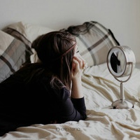 ����QQͷ����Ϯ �ͼ�į�మ �¶��д�û�뿪