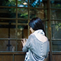 ����QQͷ����Ϯ �ͼ�į�మ �¶��д�û�뿪