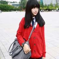 ��΢մ�а���ɫ����ʱ��Ů��ͷ��