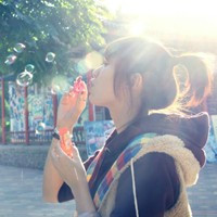 ����Ի�ذ�����Ψ��ϵ���ͷ��