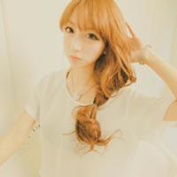 Ů��ͷ�� ��ʹ�޷��������´��� ҲҪ�ںڰ�������