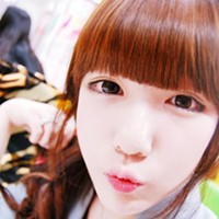 Ů��ͷ�� ��ʹ�޷��������´��� ҲҪ�ںڰ�������